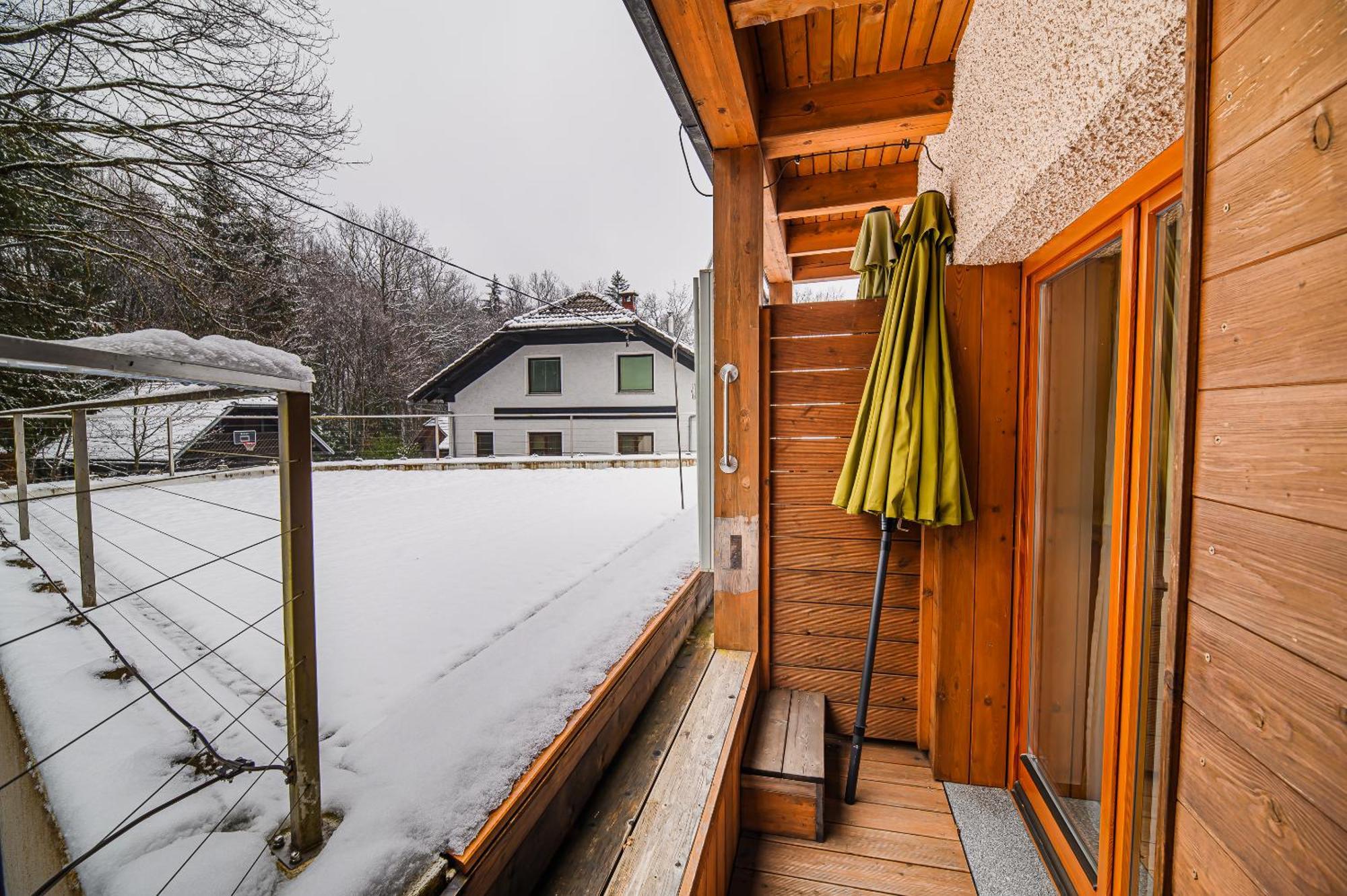 Apartments Maleric With Indoor Pool And Wellness Dragatus Номер фото