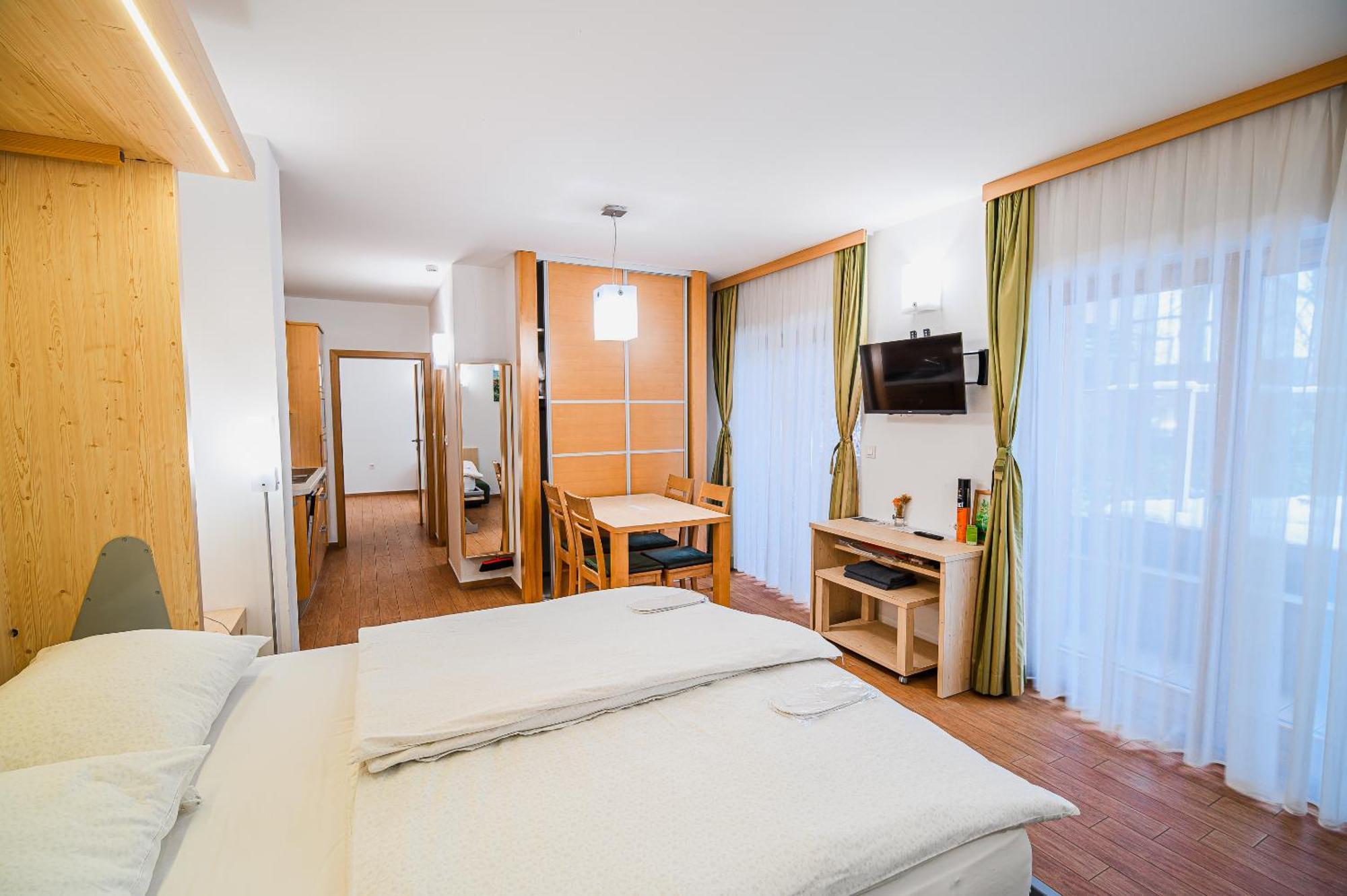 Apartments Maleric With Indoor Pool And Wellness Dragatus Номер фото