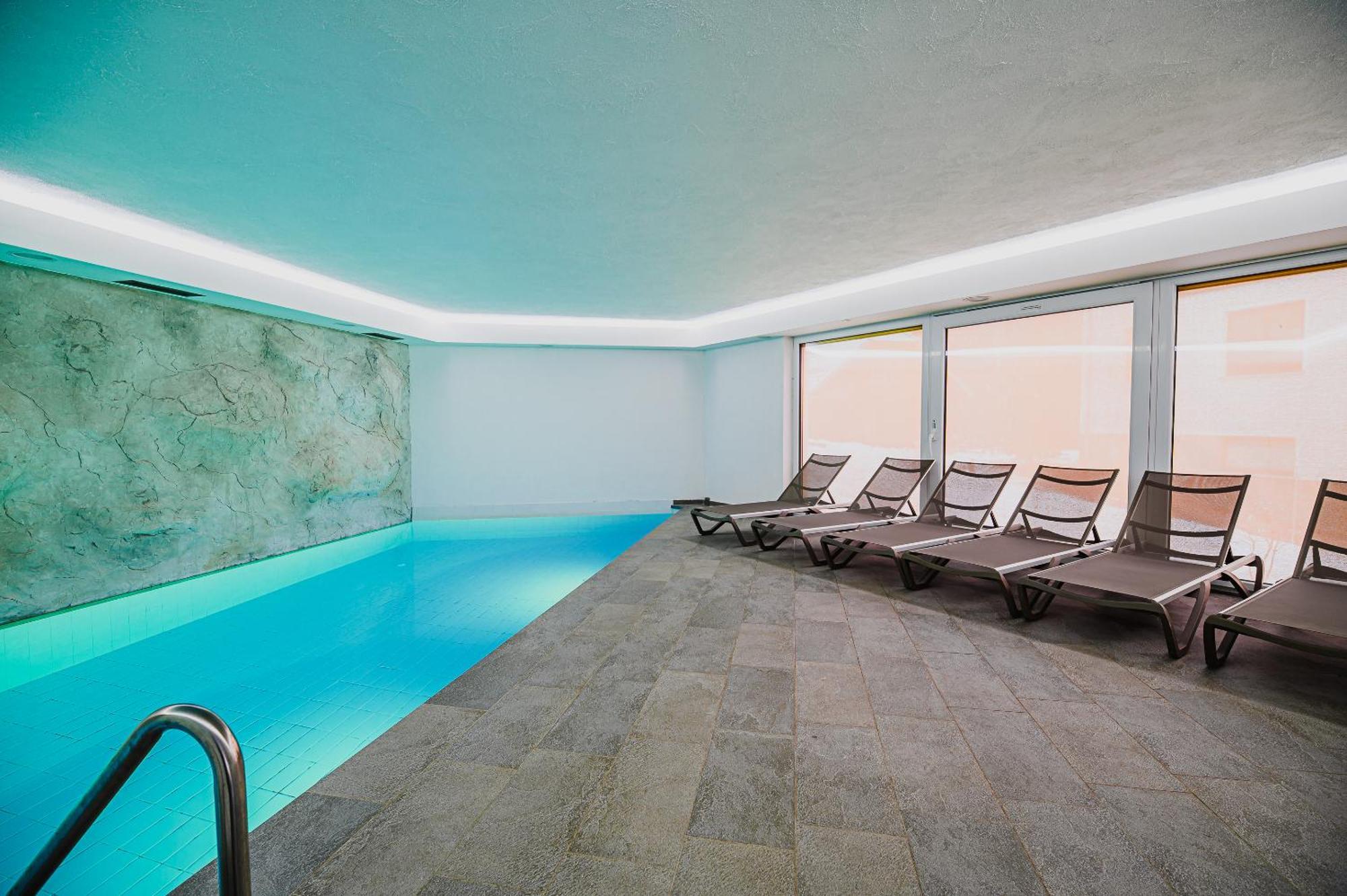 Apartments Maleric With Indoor Pool And Wellness Dragatus Екстер'єр фото