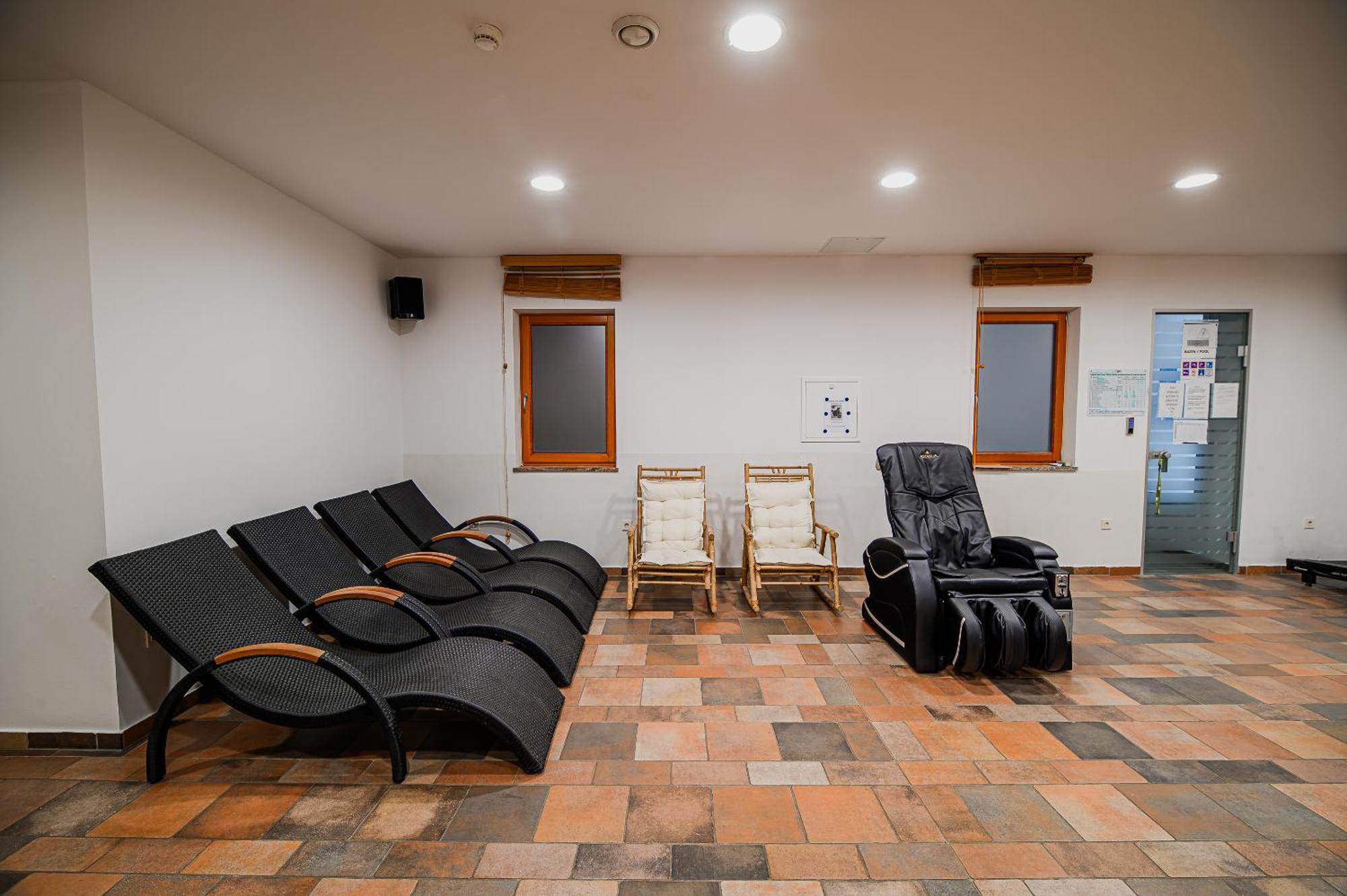 Apartments Maleric With Indoor Pool And Wellness Dragatus Екстер'єр фото