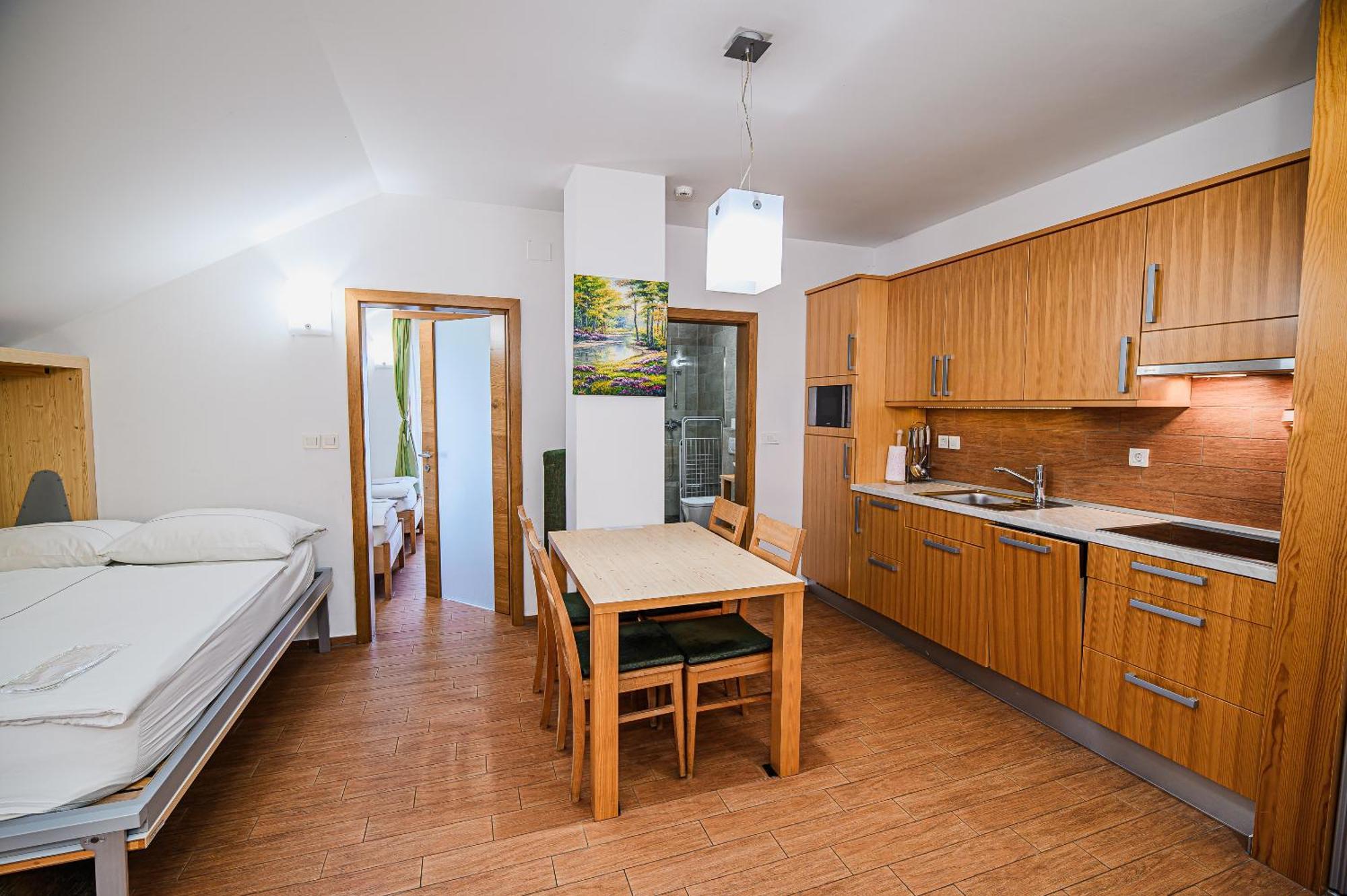 Apartments Maleric With Indoor Pool And Wellness Dragatus Номер фото